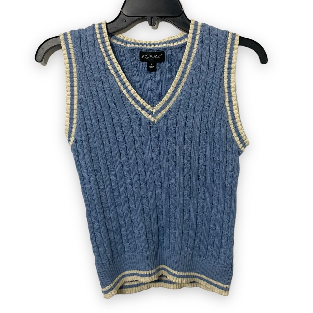 SWEATER VEST
